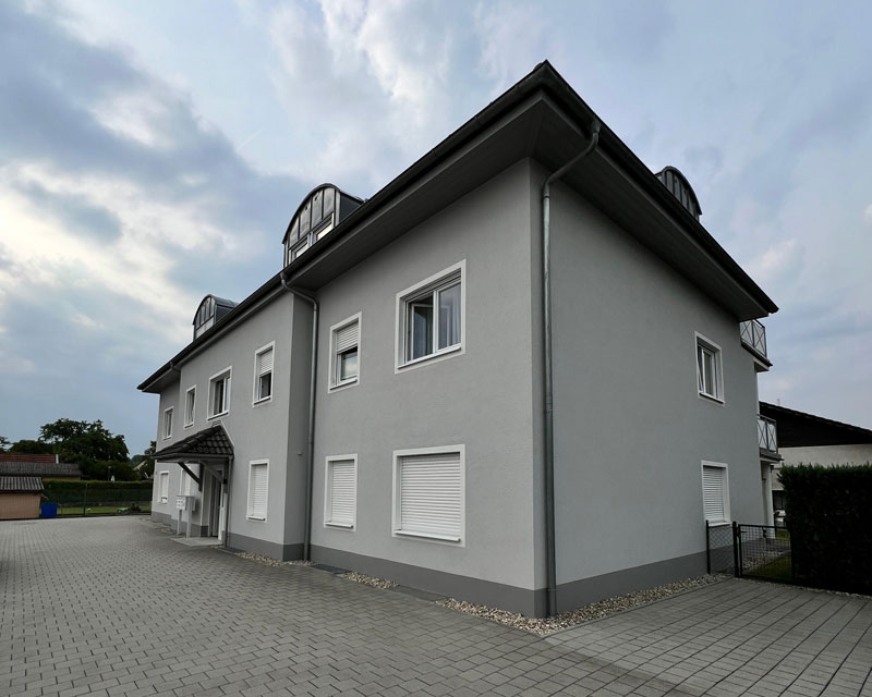 Fassadensanierung eines Mehrparteienhauses in Burglengenfeld